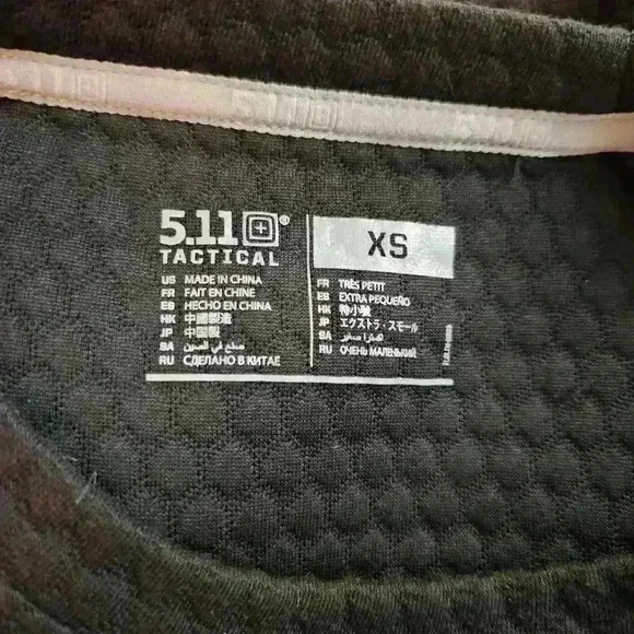 5.11 Tactical Black Sweatshirt with Unique Zipper Detail - Picture 3 of 5